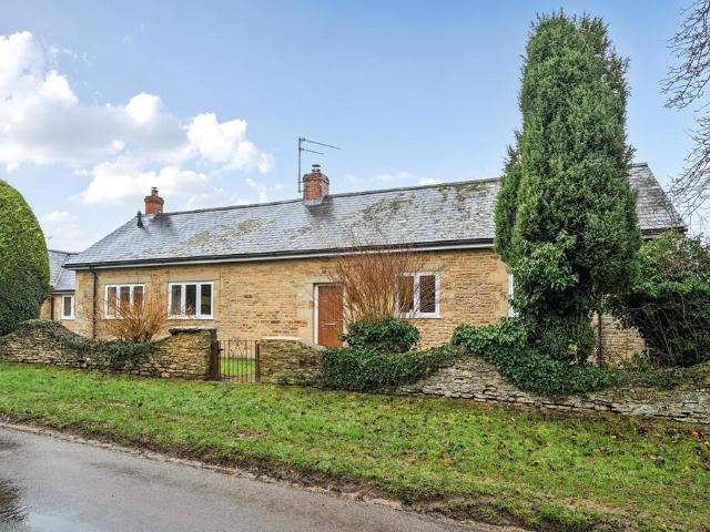 2 bedroom cottage to rent