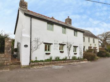 2 bedroom cottage to rent
