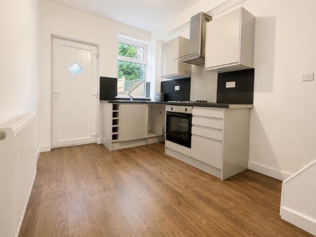 2 bedroom cottage to rent