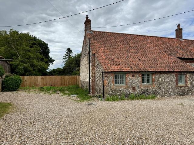 2 bedroom cottage to rent