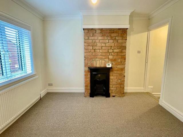2 bedroom cottage to rent