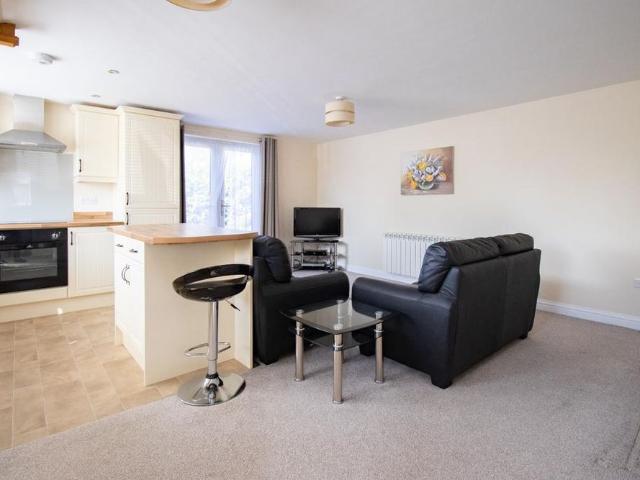 2 bedroom cottage to rent
