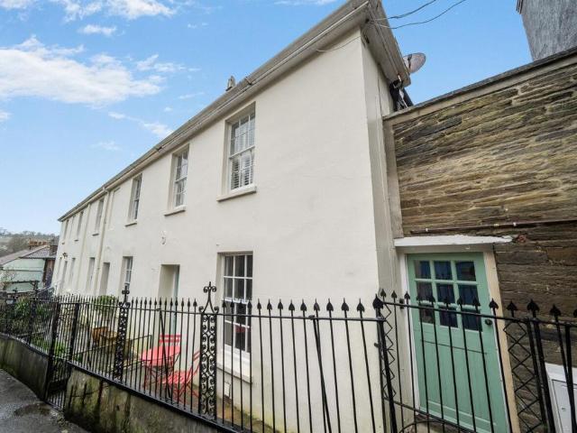 2 bedroom cottage to rent