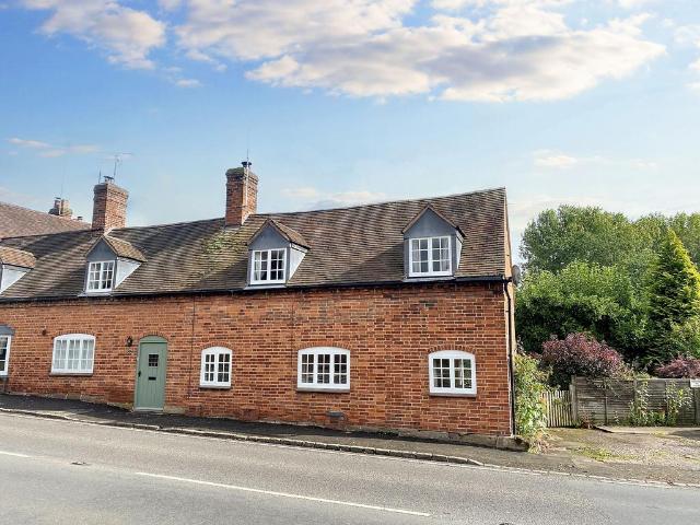 2 bedroom cottage to rent