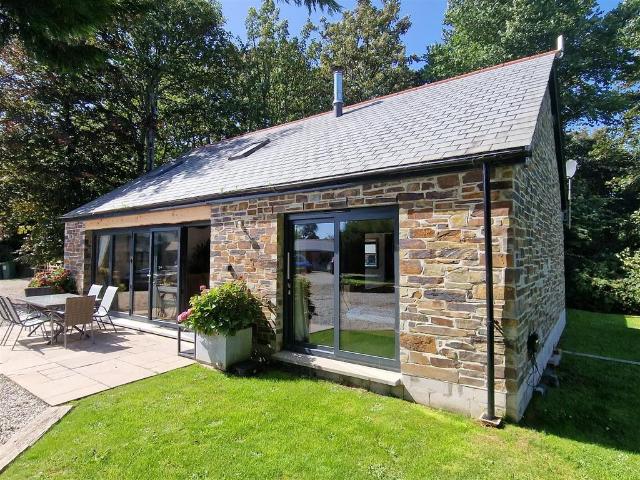 2 bedroom cottage to rent