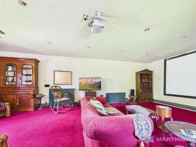 2 bedroom cottage to rent