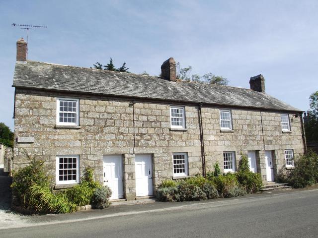 2 bedroom cottage to rent