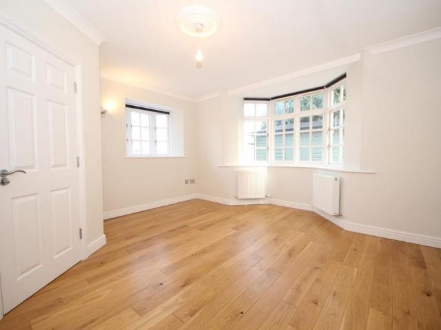 2 bedroom cottage to rent