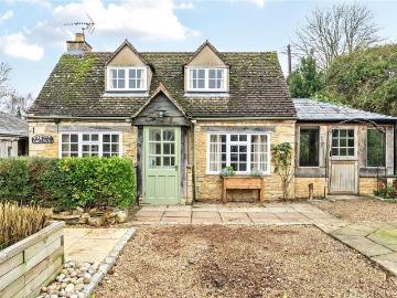 2 bedroom cottage to rent
