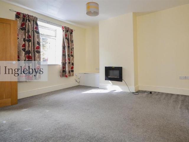2 bedroom cottage to rent