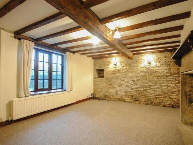 2 bedroom cottage to rent