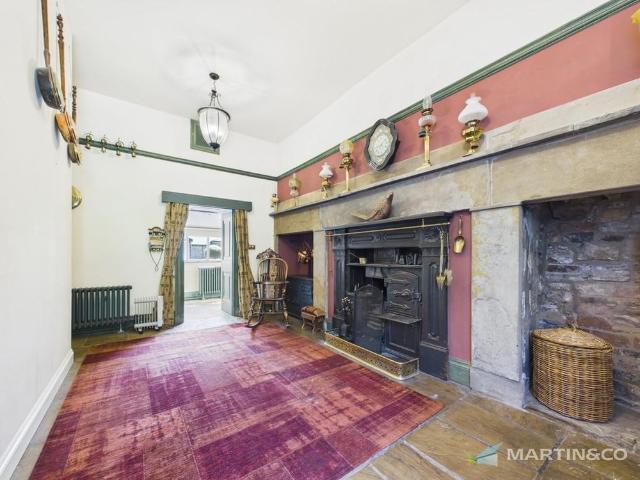 2 bedroom cottage to rent