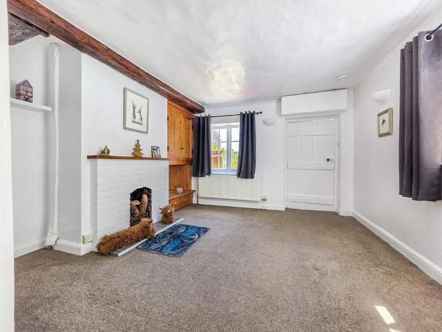 2 bedroom cottage to rent