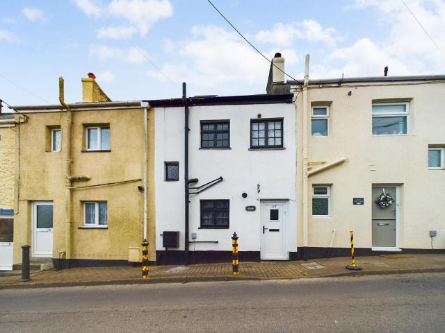 2 bedroom cottage to rent