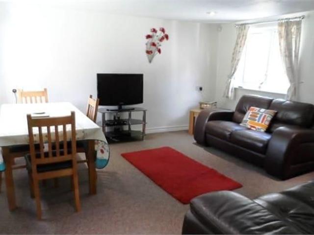 2 bedroom cottage to rent