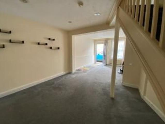 2 bedroom cottage to rent