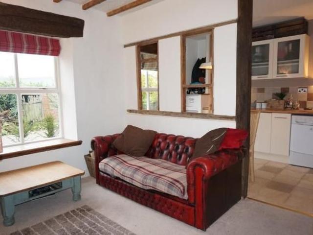 2 bedroom cottage to rent
