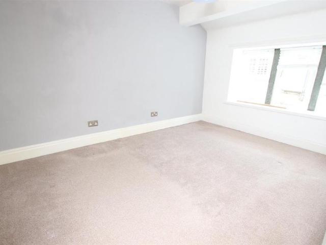 2 bedroom cottage to rent