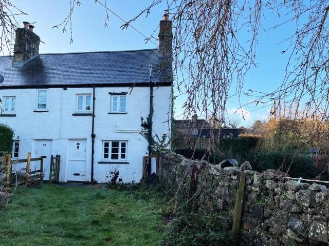 2 bedroom cottage for sale
