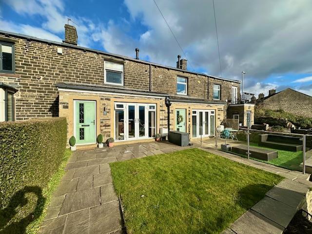 2 bedroom cottage for sale