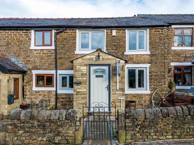 2 bedroom cottage for sale