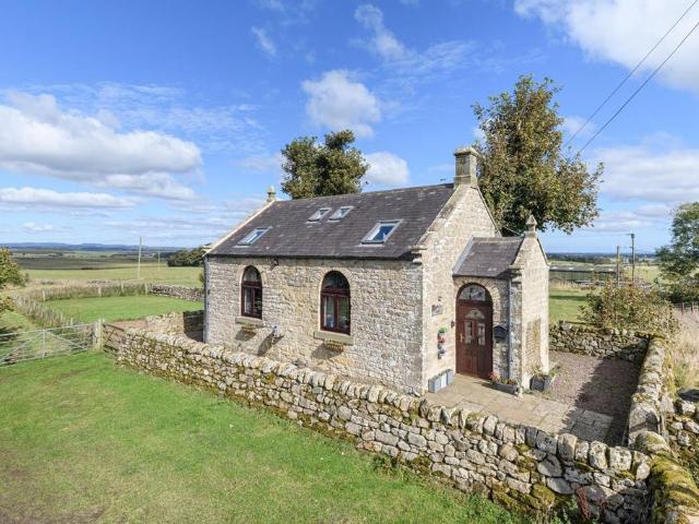 2 bedroom cottage for sale