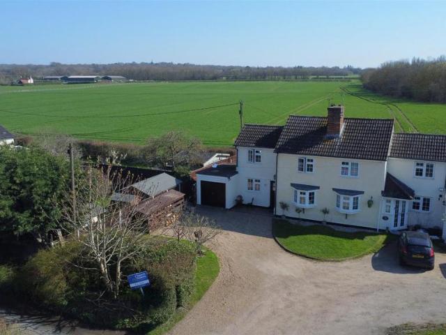 2 bedroom cottage for sale