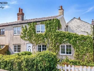2 bedroom cottage for sale