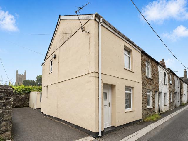 2 bedroom cottage for sale