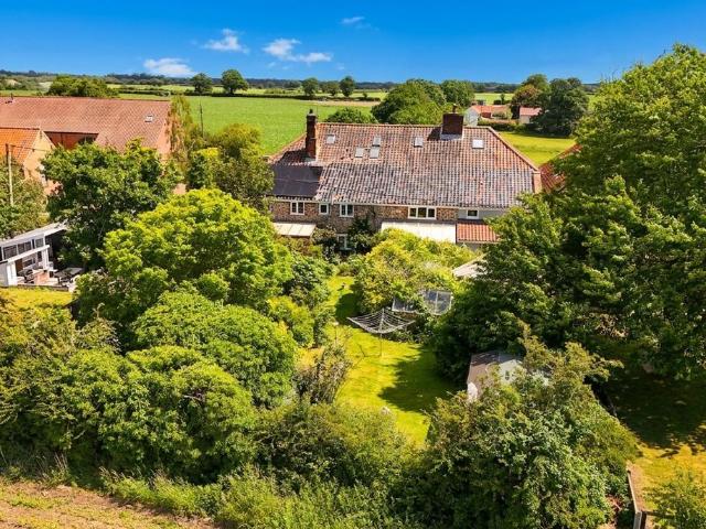 2 bedroom cottage for sale