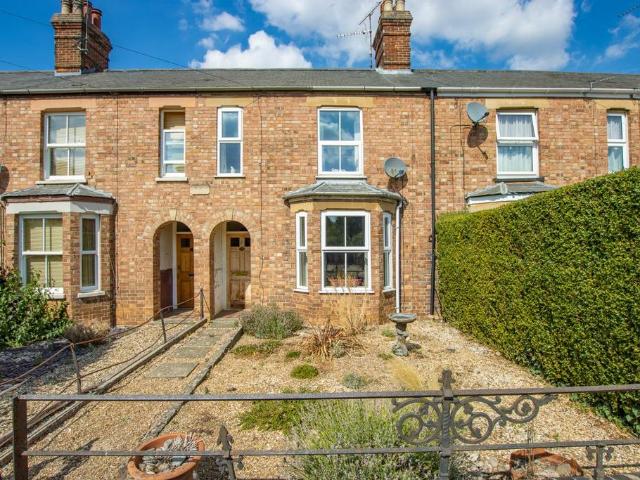2 bedroom cottage for sale