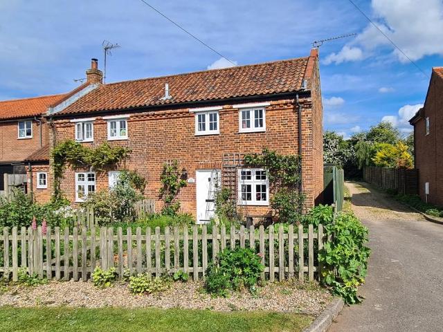 2 bedroom cottage for sale