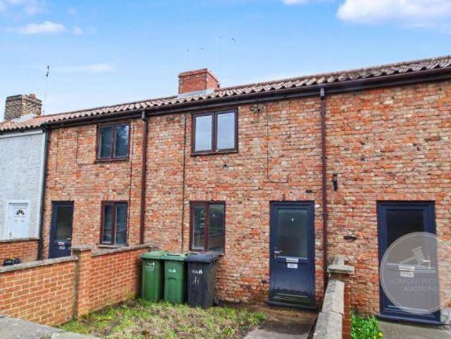 2 bedroom cottage for sale