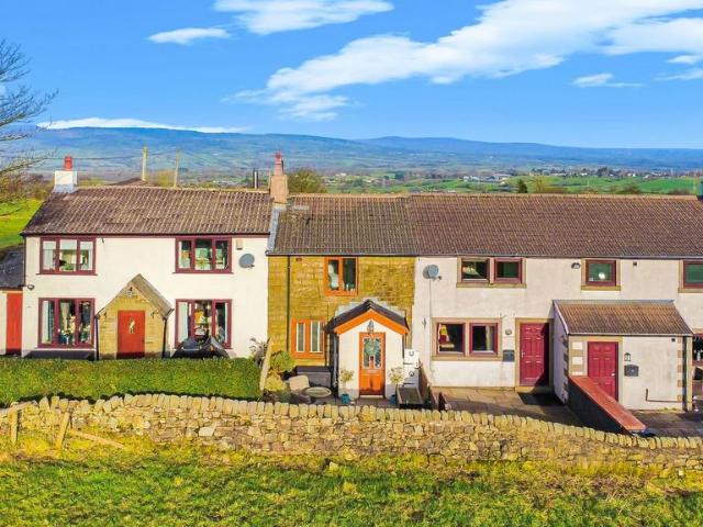 2 bedroom cottage for sale
