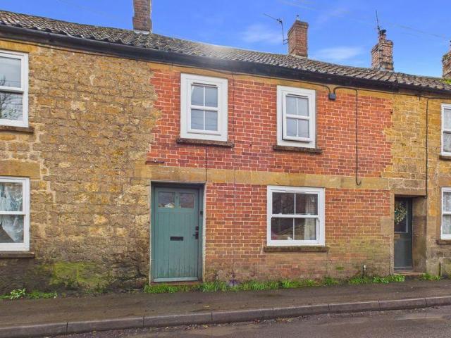 2 bedroom cottage for sale