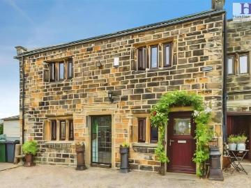 2 bedroom cottage for sale