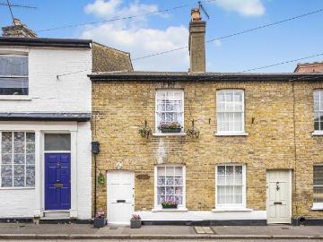 2 bedroom cottage for sale