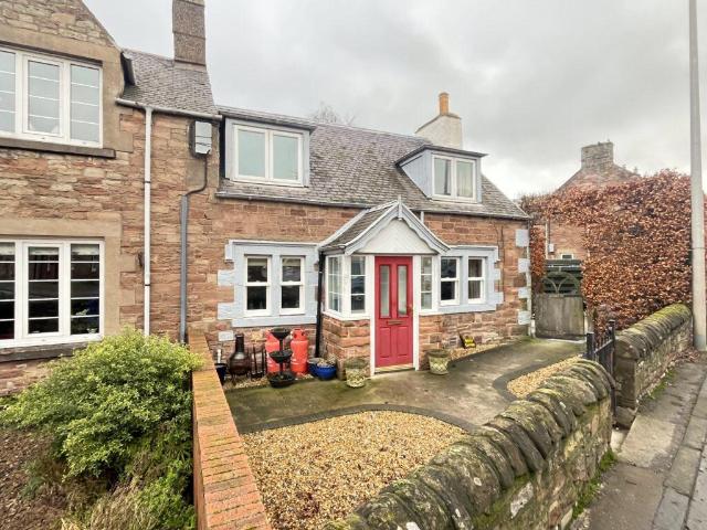 2 bedroom cottage for sale