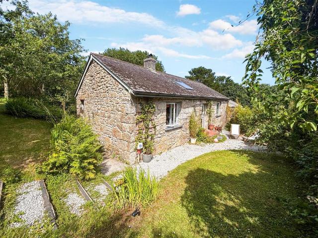 2 bedroom cottage for sale