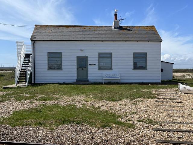 2 bedroom cottage for sale
