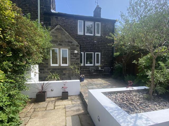 1 bedroom cottage for sale