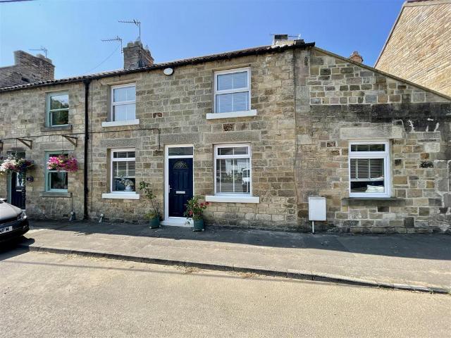2 bedroom cottage for sale
