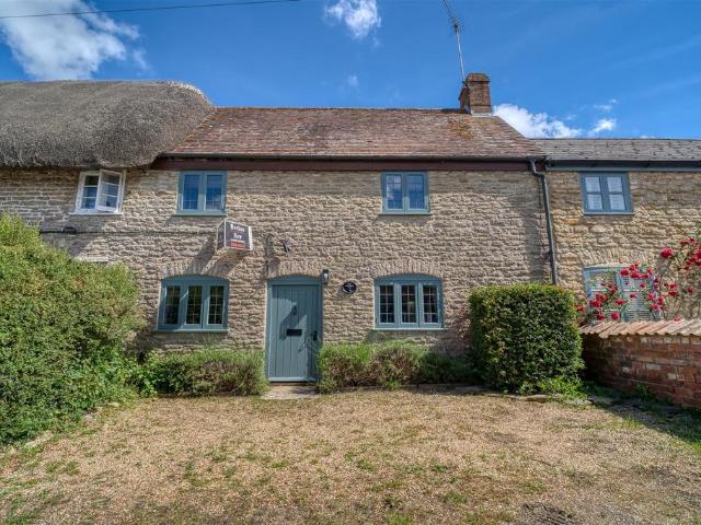 2 bedroom cottage for sale