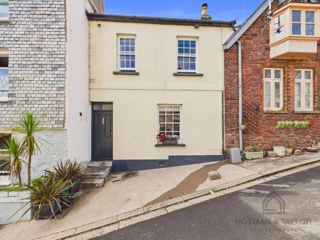 2 bedroom cottage for sale