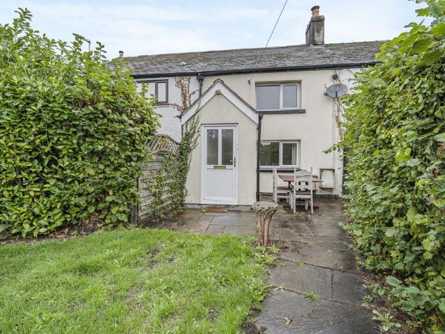 2 bedroom cottage for sale