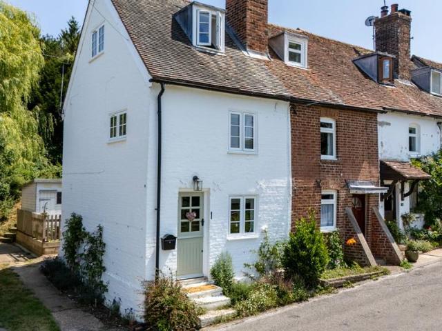 2 bedroom cottage for sale