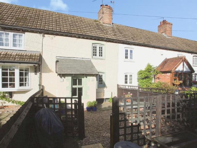 2 bedroom cottage for sale