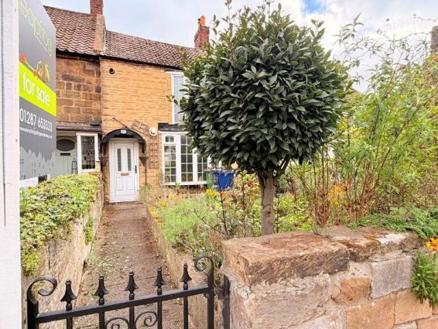 2 bedroom cottage for sale