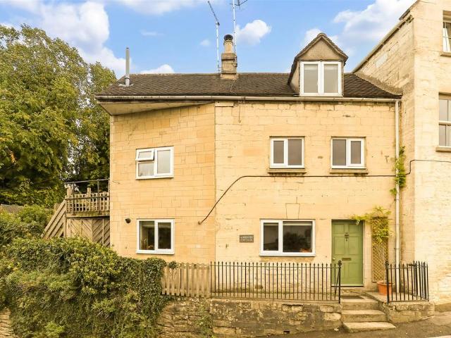 2 bedroom cottage for sale