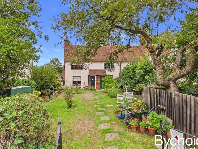 2 bedroom cottage for sale